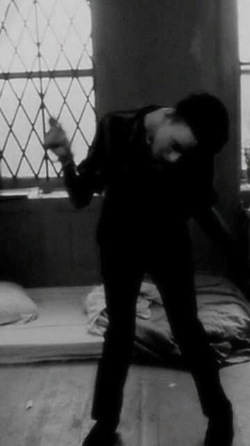 A dance scene from 'Permanent Vacation' (1980) directed by Jim Jarmusch. Music by various artists, mashup style.

#dancescene 
#mashupsong 
#jimjarmusch 
#mashup